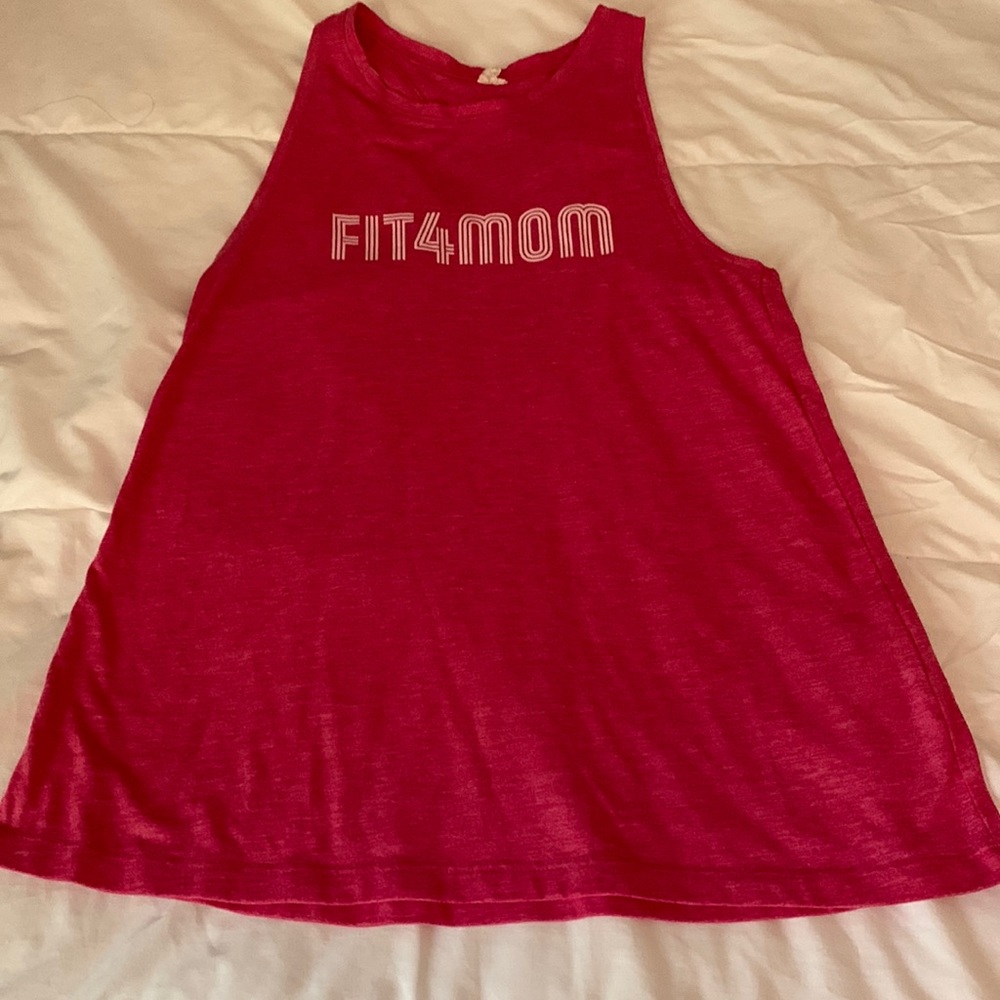 Fit4mom racerback tank